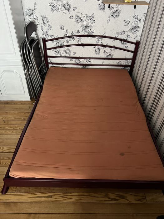 Продам ліжко двох спальне