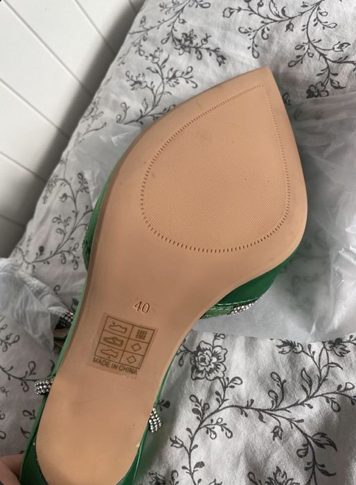 Buty damskie – szpilki zielone