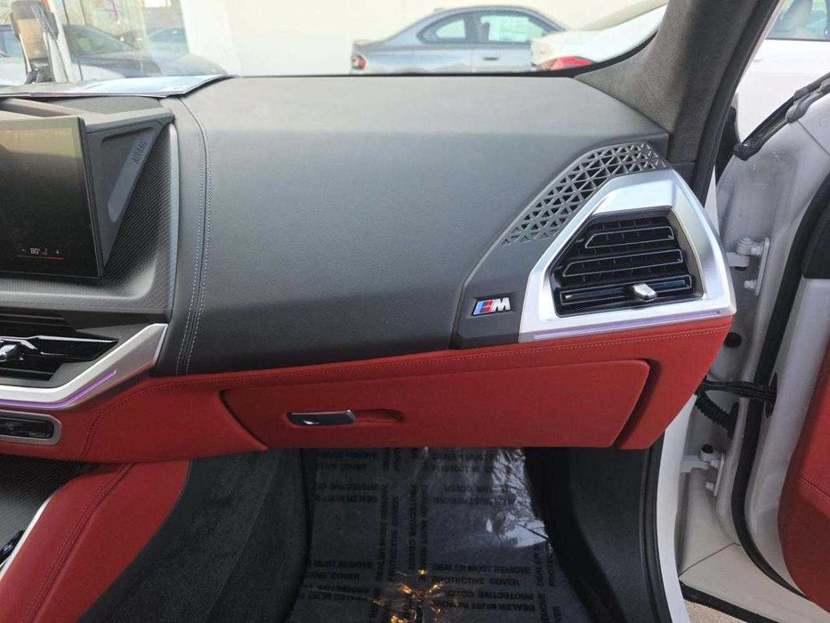 2024 BMW XM з ПДВ