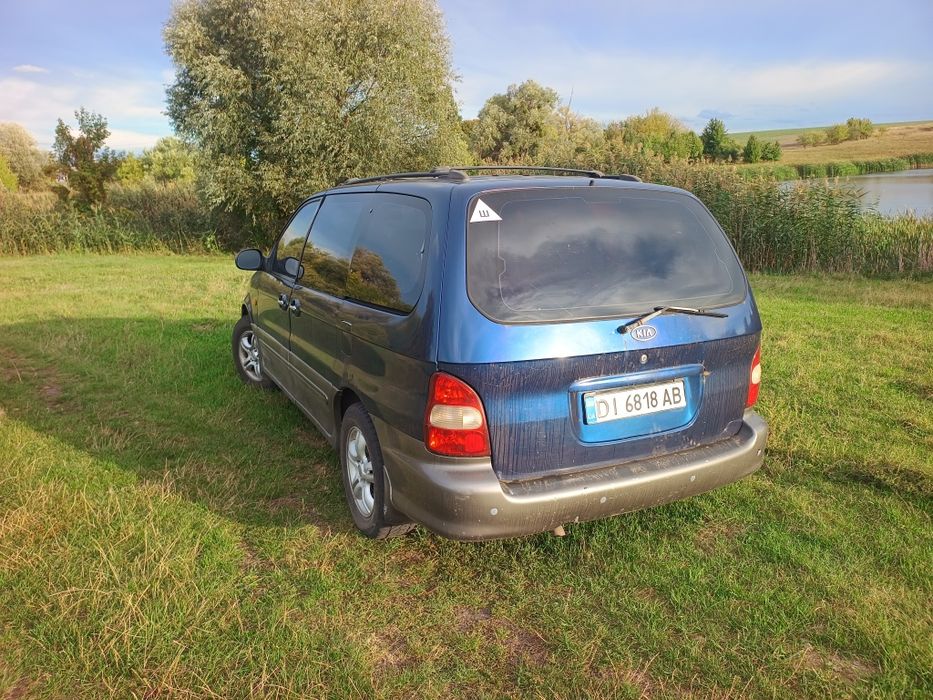 Kia Carnival 2001