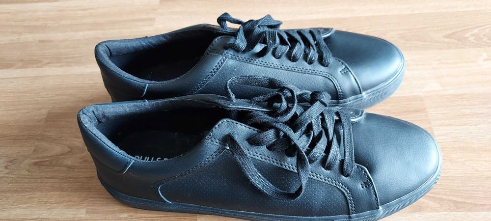 Vende Sapatilhas Pretas Paul & Bear