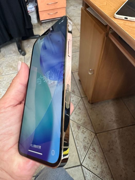 Продам iPhone 12 Pro 256GB