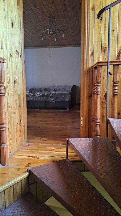 Продається КОМПЛЕКС (житловий будинок + готовий бізнес), розташований за адресою: м. Київ, Голосіївський р-н, вул. Вітянська, 1  Столичне шосе