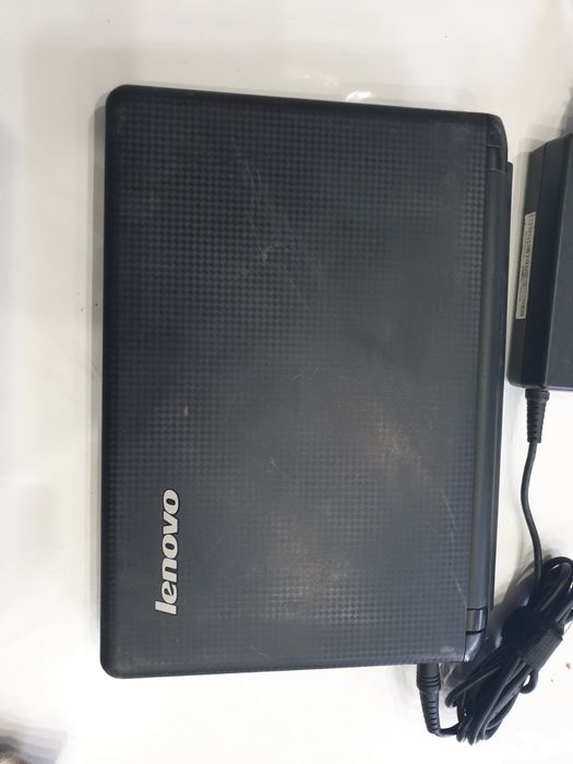 Нэтбук Lenovo не большой Ноутбук 240Gb 2 Озу Леново нетбук без акб