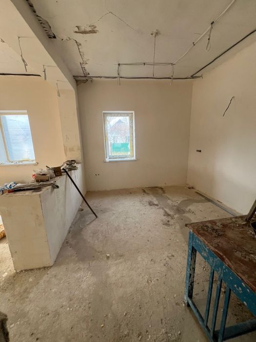 Продам будинок .