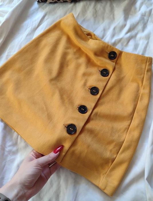 Міні юбка спідниця мініюбка міні-юбка мініспідниця жовта яскрава замша