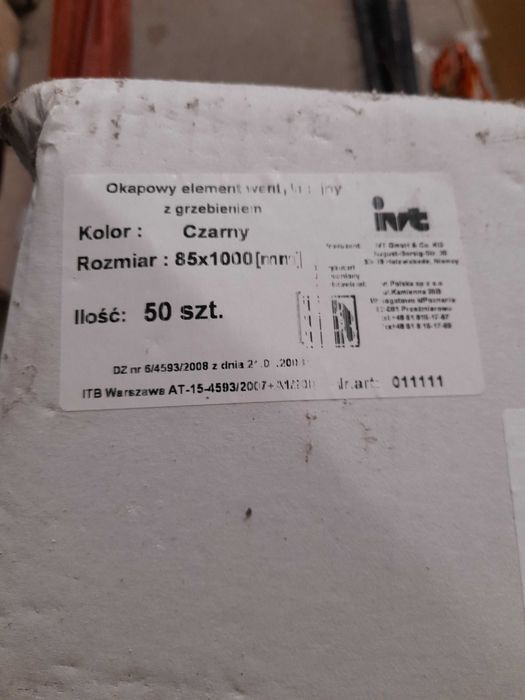 Okapowy element wentylacyjny z grzebieniem IVT - Wróblownica - czarny