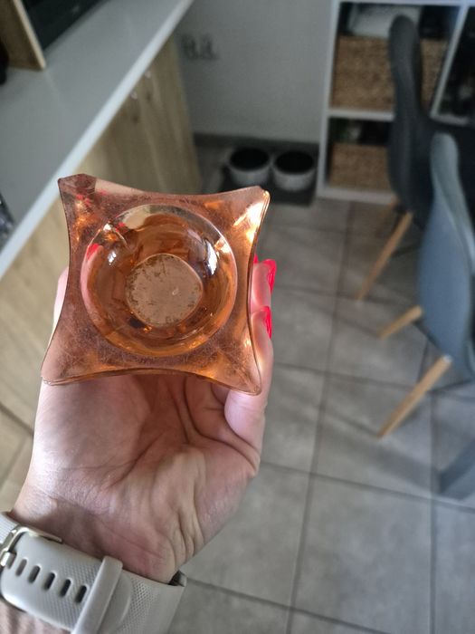 Wazon czerwony szklany