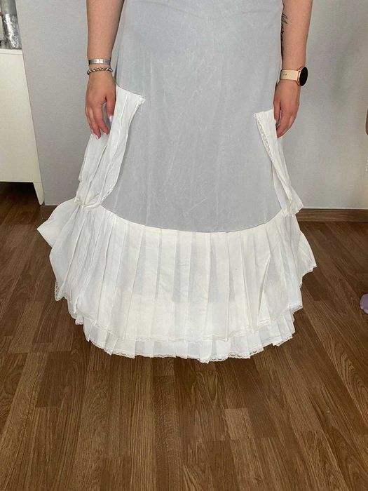 Vestido de noiva + véu + saiote completo 750€ negociável