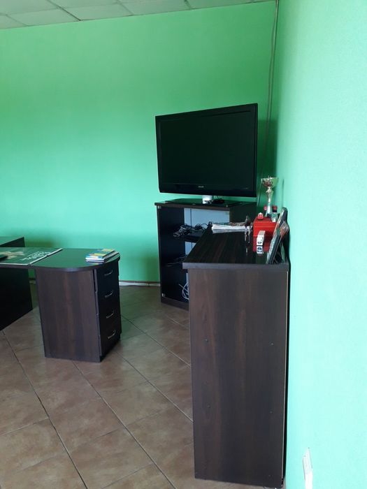 Офис 200м2 с мебелью с кухней