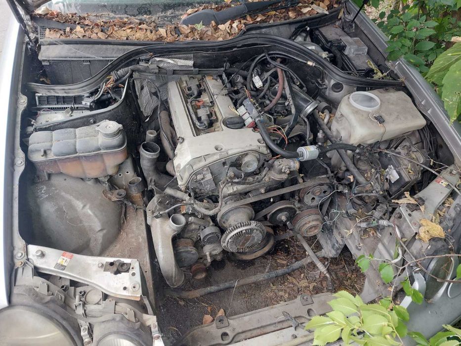 Мерседес CLK w208 по запчастям