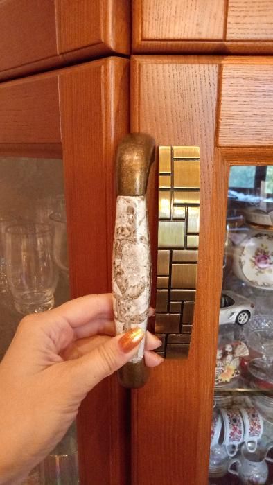 Дверные ручки