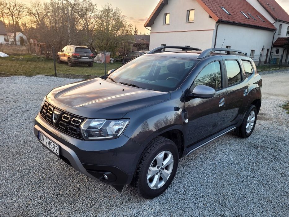 I własciciel kupiona w polskim salonie  28 tys km LPG