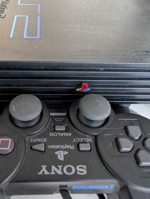 PlayStation 2 em excelente estado