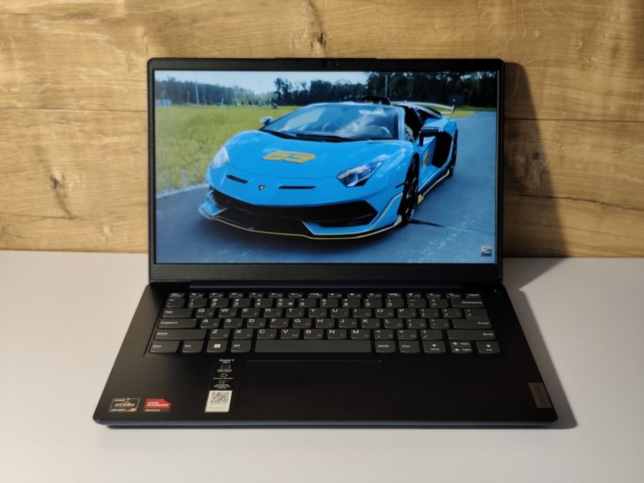Компактний ігровий ноутбук Lenovo 23 року 14"FHD ips/Ryzen/8 ОЗП/256 SSD/2 gb video