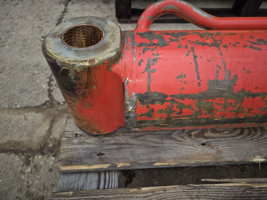 Siłownik główny ramienia Manitou Mlt 731  części
