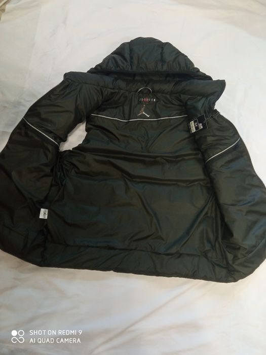 Пуховой жилет мужской Jordan XS-2XL безрукавкДжордан с капюшоном и без