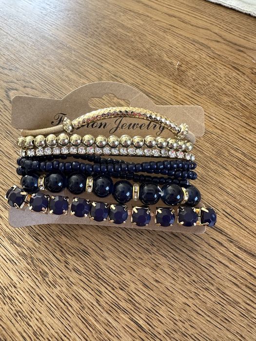 Zestaw 8 bransoletek boho