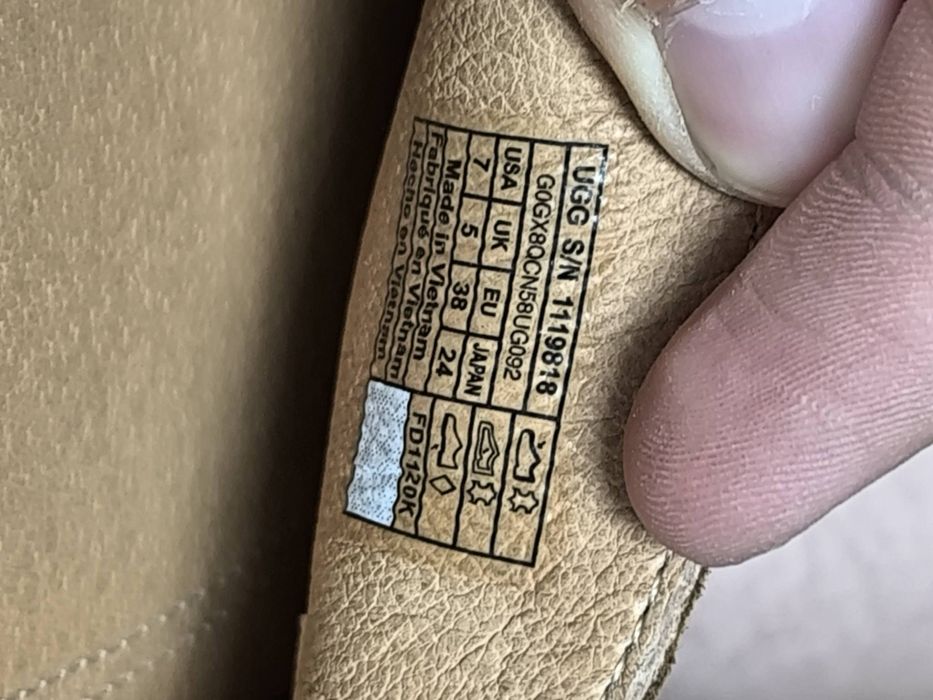 Замшеві мокасини Ugg розмір 37 23 см