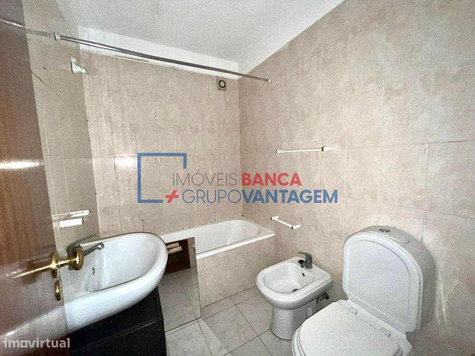 Apartamento T2 C/Varanda - Gondomar
