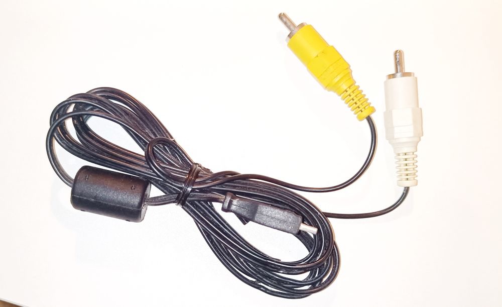 Kabel RCA nowy.  Wysokiej jakości.