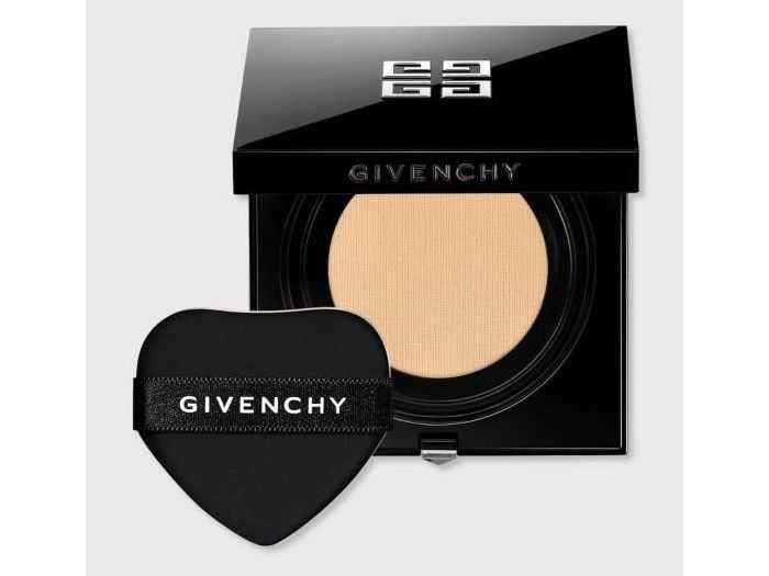 Podkład Givenchy  TEINT COUTURE CUSHION SPF 20 – PA++ W205