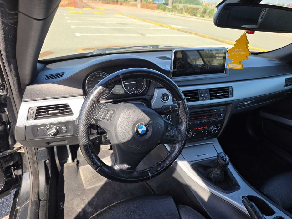 BMW 320d Pack M 2010 – Desportivo, elegante e bem equipado — photo 4