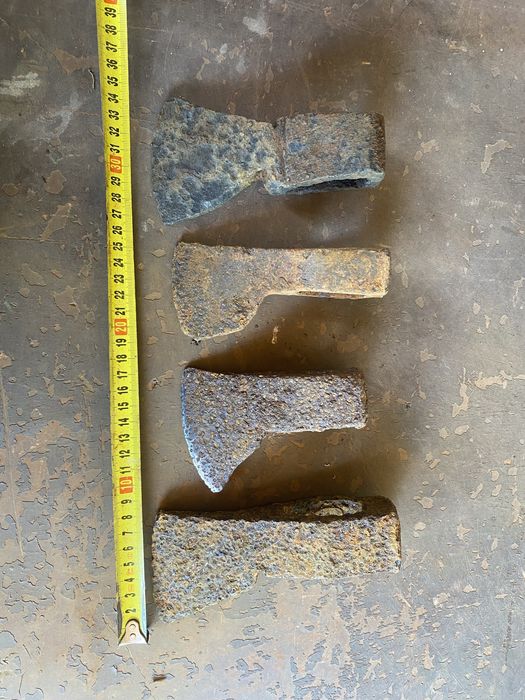 Топоры разные кованные Германия бартка