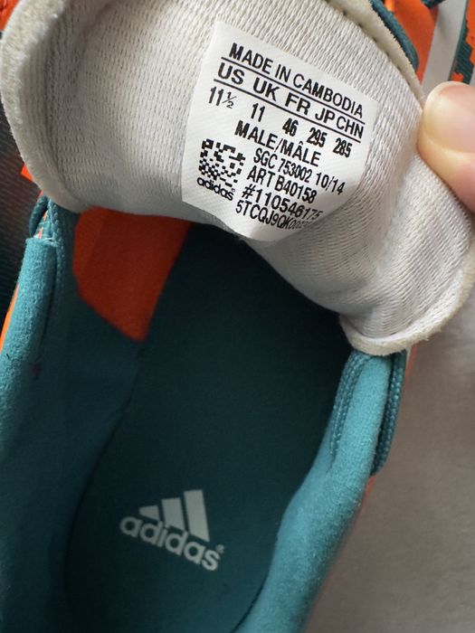 Buty sportowe korki Adidasy pomarańczowo-zielone 46