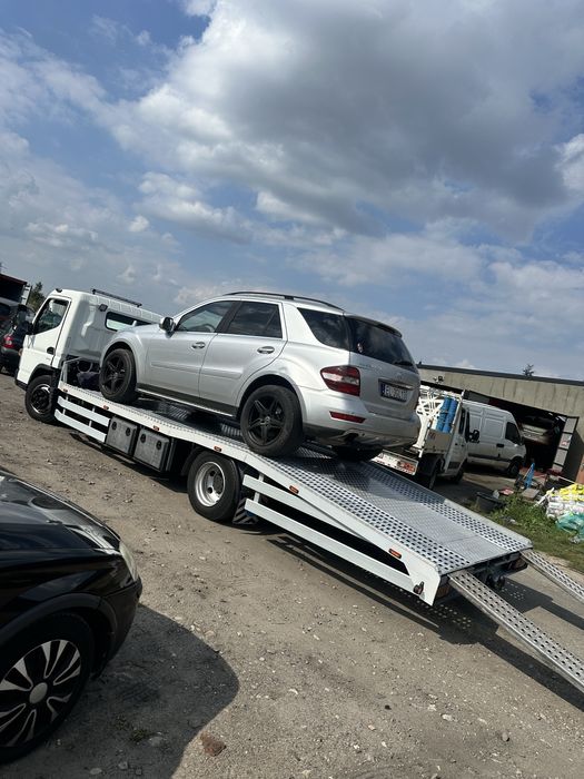 Pomoc Drogowa 24H/7 BUS Dostawcze Autolaweta Holowanie Osobowe Laweta