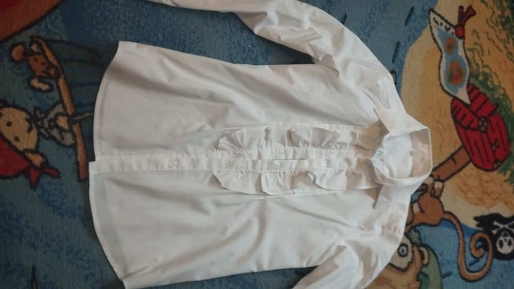 Продам нарядні блузочки для дівчаток