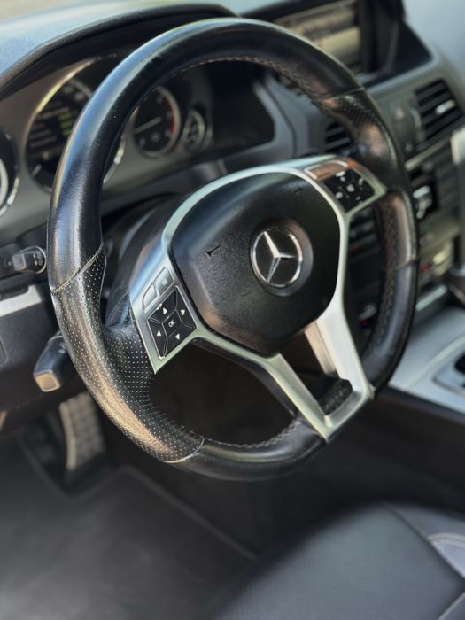Mercedes-Benz  E250 Cabrio