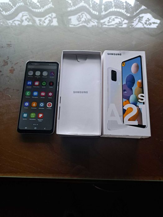 Telemóvel Samsung Galaxy A21s, em estado irrepreensível.