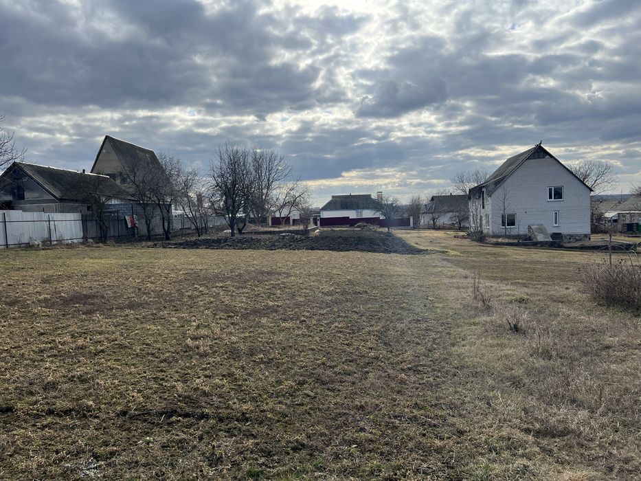 Земельна ділянка під забудову