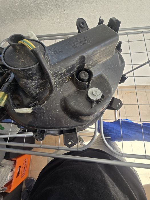Farolim da frente yamaha n-max 125 de 2108 original  e 100% funcional