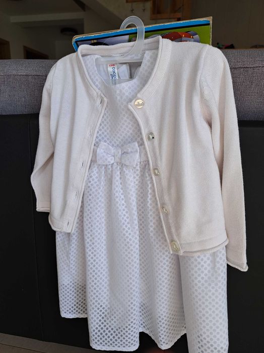 Biała sukienka r. 74  + sweterekr. 80 - chrzest, roczek