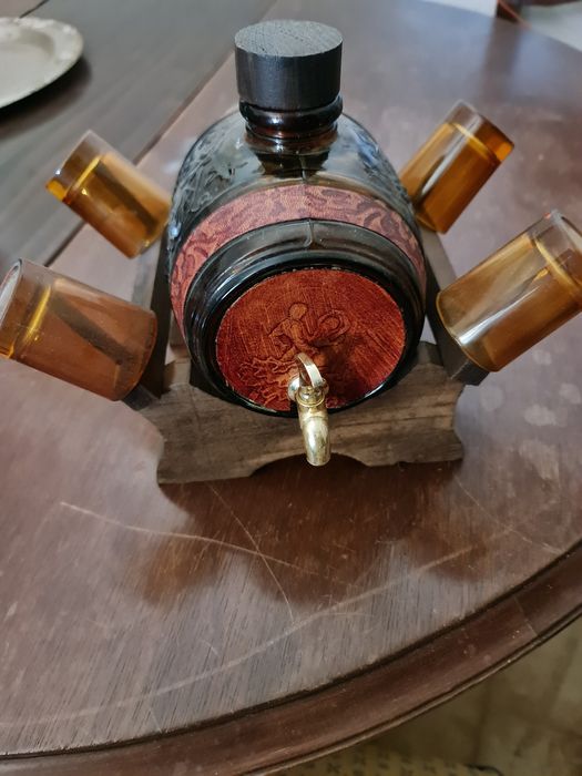 Mini barril para licores