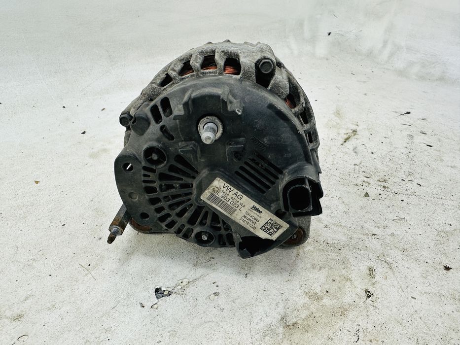 Volkswagen Golf VII alternator 2.0 TDI manual Octavia III Leon III A3