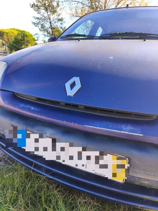 Renault Clio II  1.2 Gasolina 1999