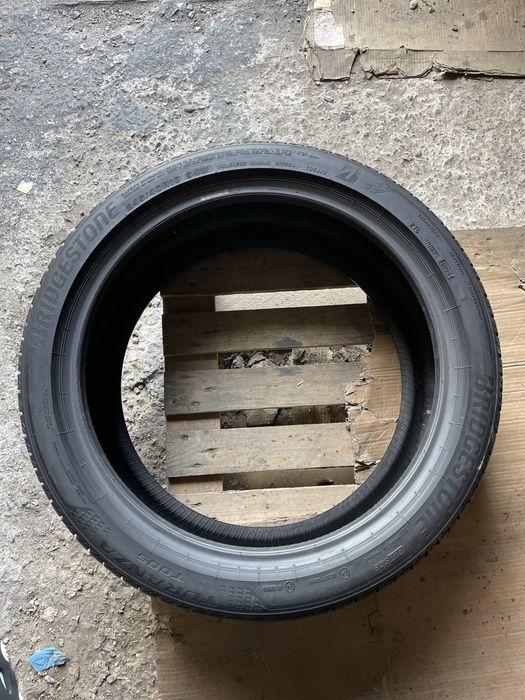 245/40 R19 Bridgestone Turanza T005 / 4шт./ 2024 рік./ літо