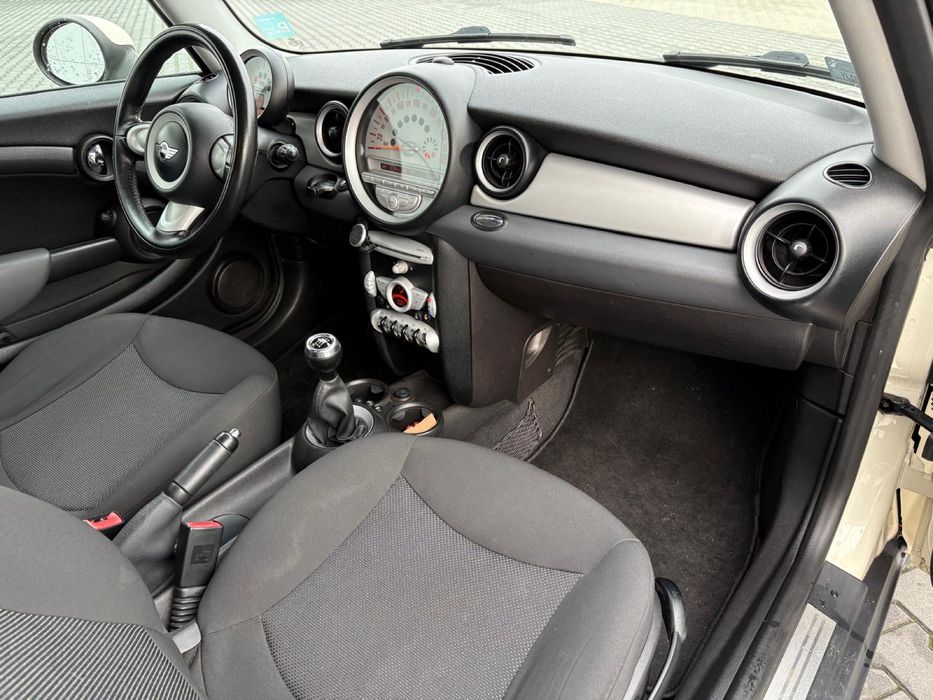 Samochód osobowy Mini one