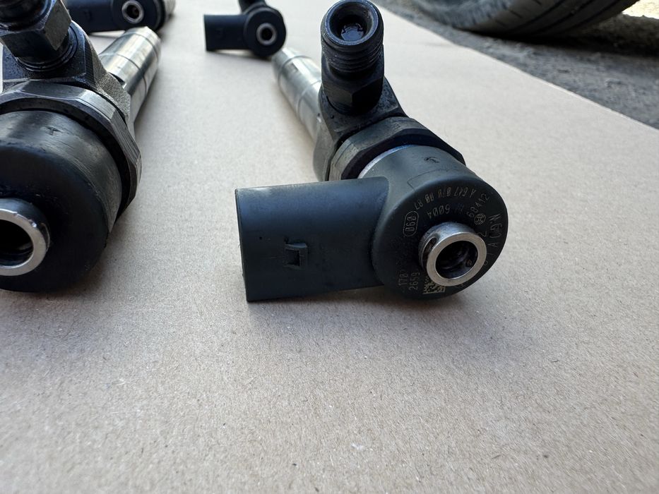 Форсунка 2,2 CDI (ОМ 646) на Mercedes-Benz VITO W639.