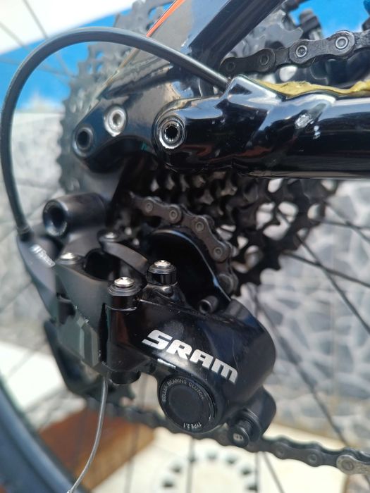 Specialized Epic Expert Carbon 29" – Full Suspension XC – Poucos Kms