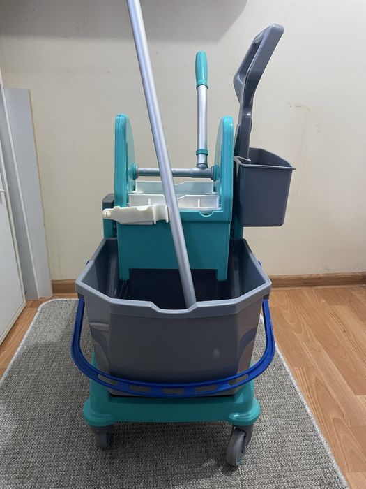 Wózek do sprzątania z wyżymaczką dźwigniową TTS, pojemność 2 x 25 l