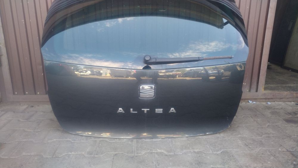 ) Altea klapa tylna kompletna LW7Z