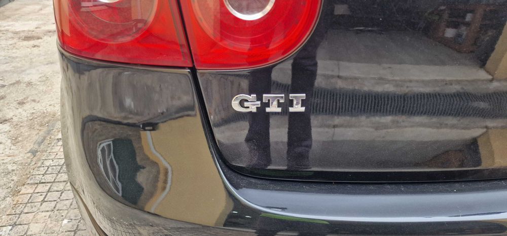 VOLKSWAGEN Golf GTI Aceito trocas