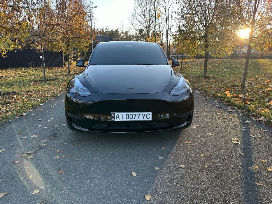Продам tesla y performance