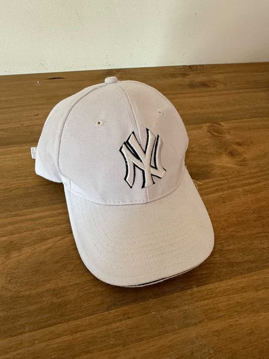 Boné New York Yankees (NY) Branco - Como Novo
