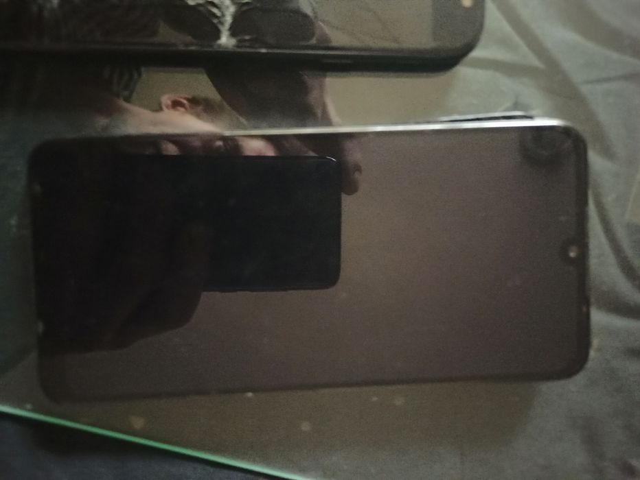 Продам телефоны цена договорённая