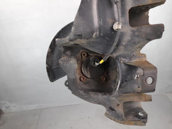 Braço de suspensão trás esquerdo MAZDA 3 (BK)